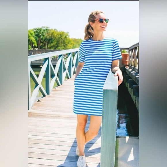 Tuckernuck Dresses & Skirts - TUCKERNUCK Women’s Stella Blue & White Striped Shirt Dress Short Sleeves - Small